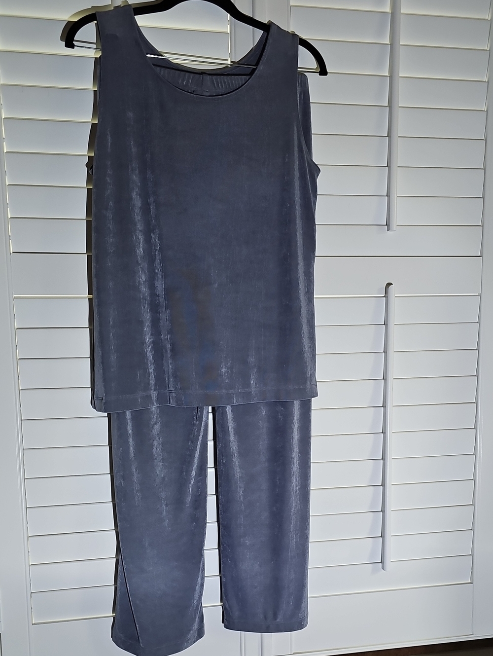 Chico's Travelers Soft Slate Gray Tank And Pants - Picture 2 of 10